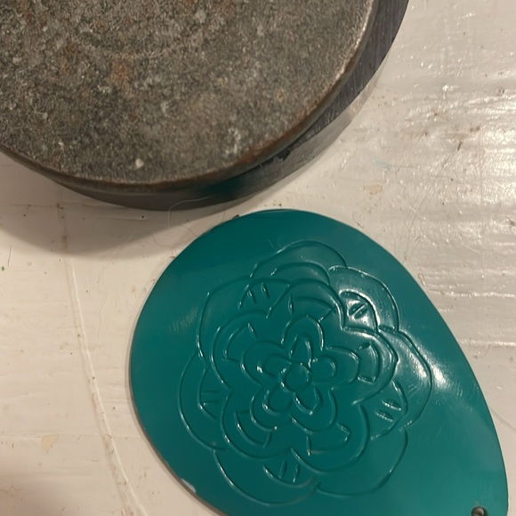 3” turquoise color year drop shaped floral diamond etch pattern dangle earrings - Picture 9 of 10